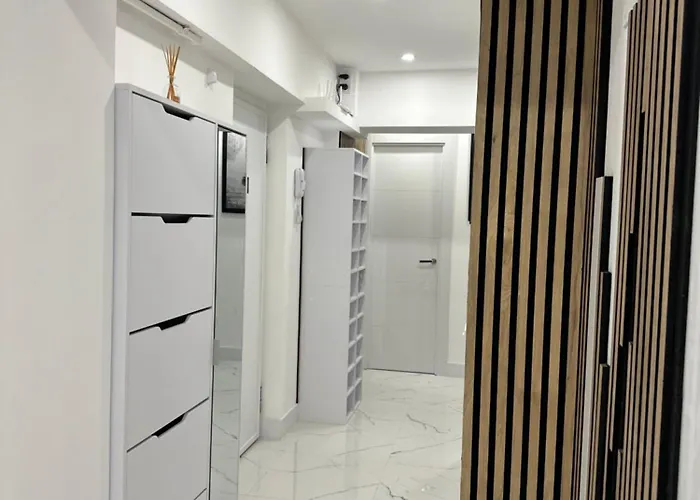 Apartamento De Lux Cu 3 - Zona Centrala Ion Mihalache Bucarest