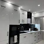 De Lux Cu 3 - Zona Centrala Ion Mihalache Apartamento Bucareste