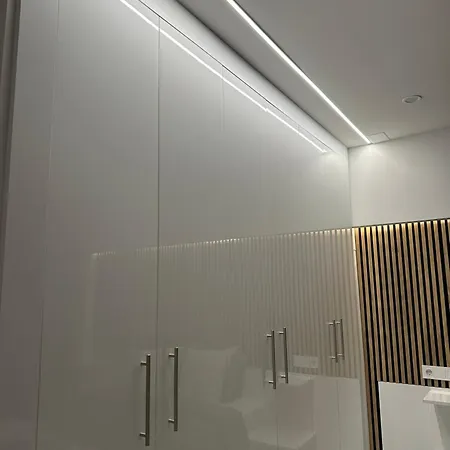 Daire De Lux Cu 3 - Zona Centrala Ion Mihalache