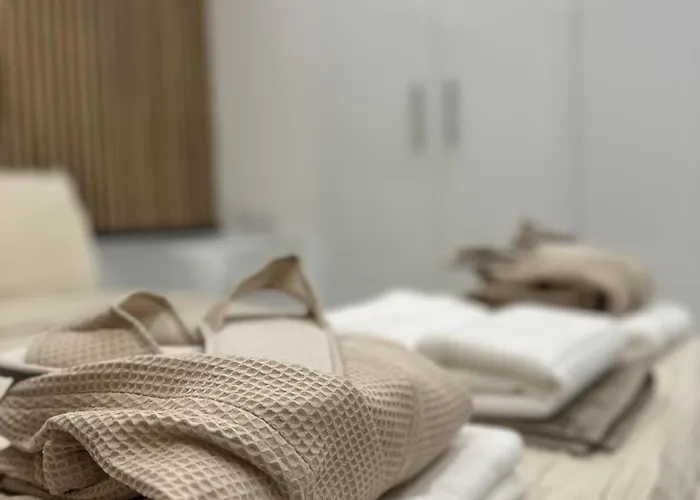 De Lux Cu 3 - Zonă Centrală Ion Mihalache