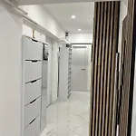 Apartman De Lux Cu 3 - Zona Centrala Ion Mihalache Bukarest