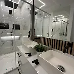De Lux Cu 3 - Zona Centrala Ion Mihalache Bukarest