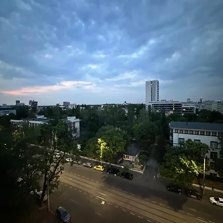 Lägenhet De Lux Cu 3 - Zona Centrala Ion Mihalache